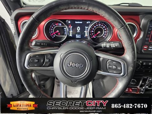 Used 2022 Jeep Wrangler Unlimited Rubicon w/ Dual Top Group image 14