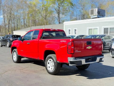 Used 2018 Chevrolet Colorado W/T AWD/4WD image 7