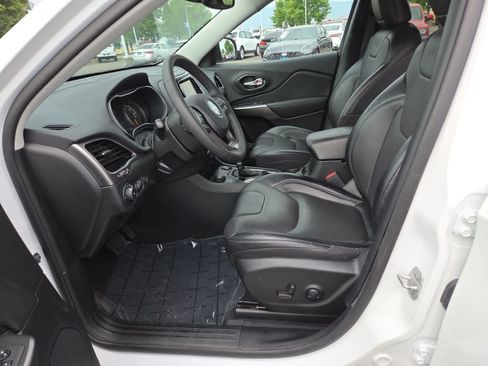 Used 2022 Jeep Cherokee Limited AWD/4WD image 19