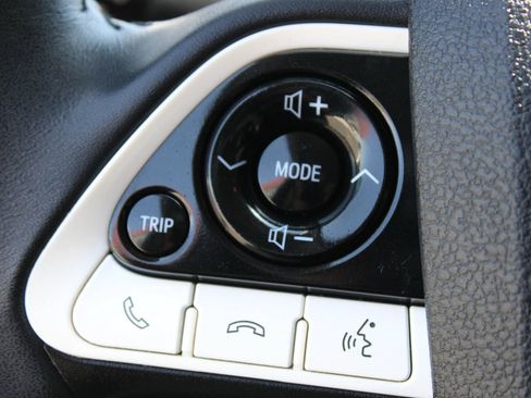 Used 2018 Toyota Prius Prime Premium FWD image 25