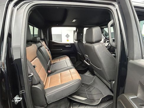 Used 2023 Chevrolet Silverado 1500 High Country w/ High Country Premium Package AWD/4WD image 69