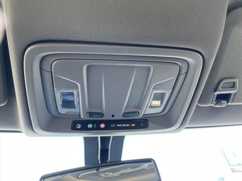 Used 2023 Chevrolet Silverado 2500 LT w/ Convenience Package image 17