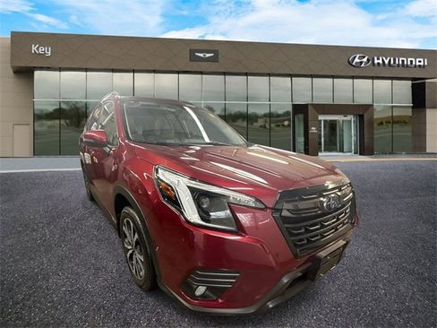 Used 2023 Subaru Forester Limited image 4