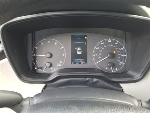 Used 2025 Toyota Corolla LE image 20