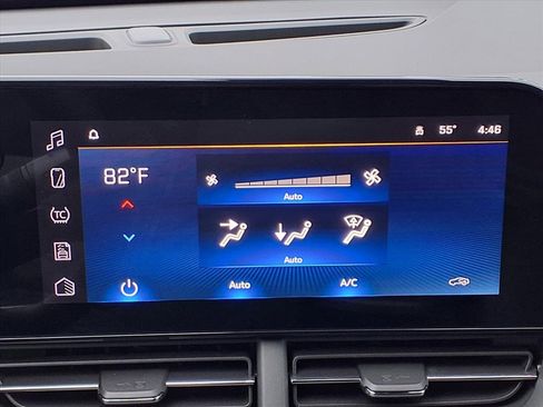 New 2026 Chevrolet Trax RS w/ Sunroof Package image 13