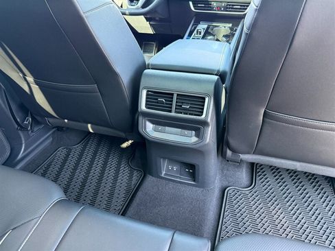 Used 2024 Volkswagen Atlas Cross Sport SEL Premium R-Line AWD/4WD image 20