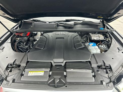 Used 2017 Audi Q7 3.0T Prestige AWD/4WD image 37