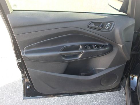 Used 2019 Ford Escape S FWD image 11
