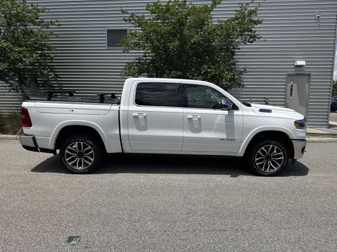 Used 2025 RAM 1500 Limited AWD/4WD image 5