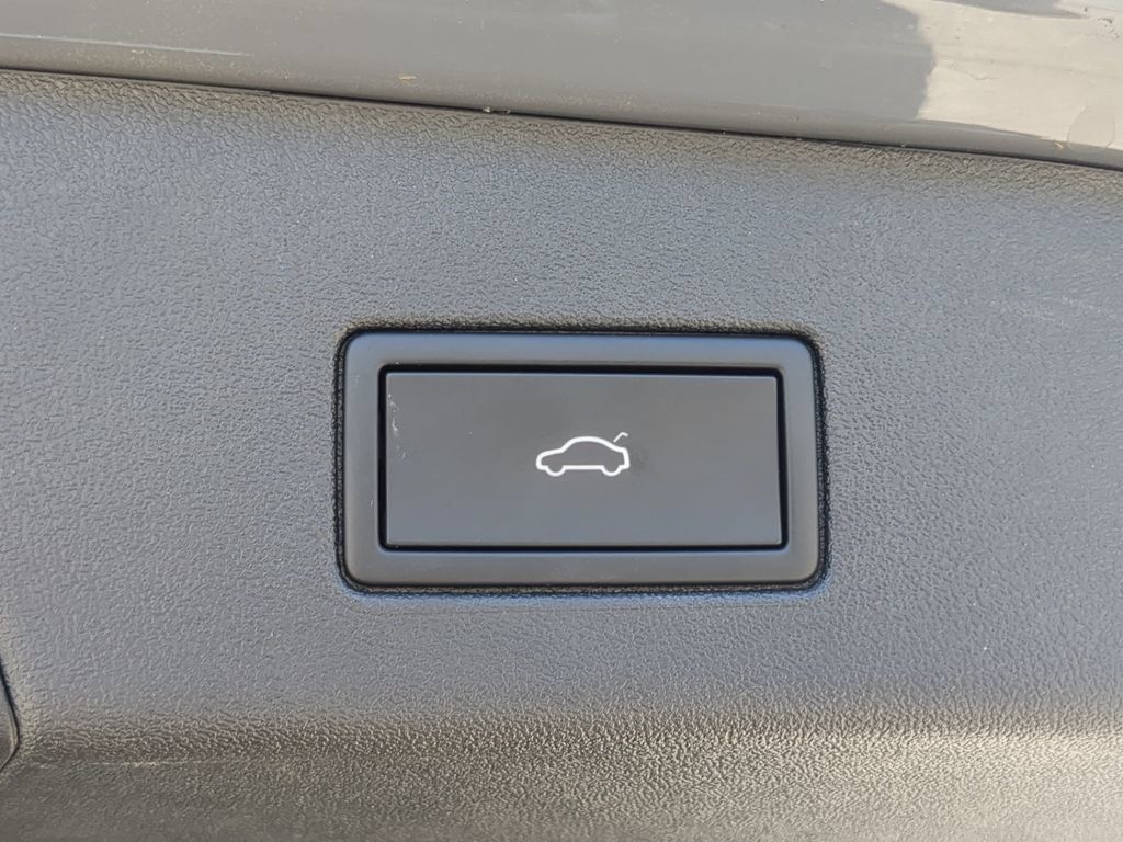 Certified 2023 Volkswagen ID.4 Pro S RWD image 10