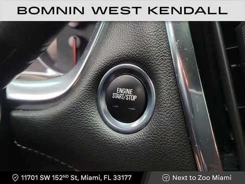 Used 2023 Chevrolet Traverse Premier image 14