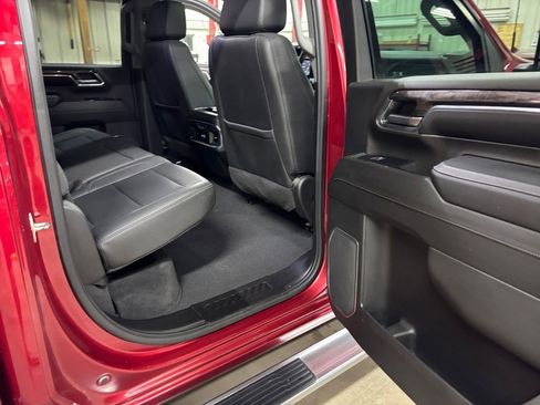 Used 2024 Chevrolet Silverado 3500 LTZ w/ LTZ Convenience Package image 36