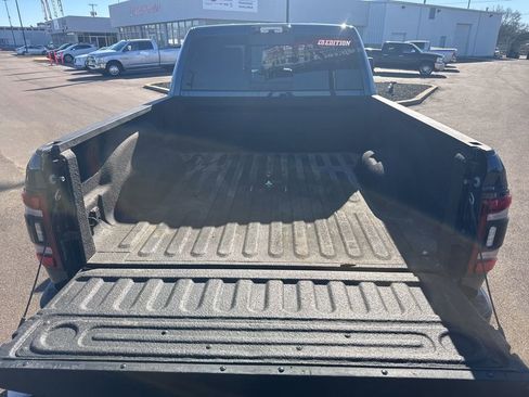 Used 2023 RAM 2500 Laramie w/ Night Edition image 25