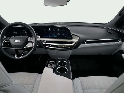 Used 2024 Cadillac Lyriq Luxury RWD image 20