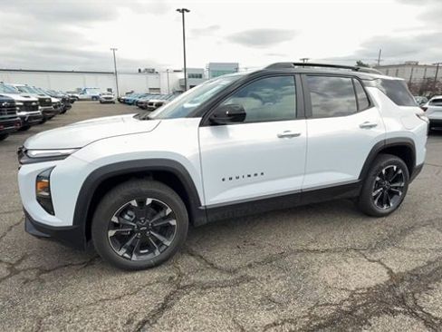 New 2026 Chevrolet Equinox RS w/ Convenience Package III image 4