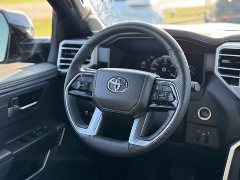 Used 2023 Toyota Tundra Platinum image 13