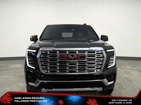 Used 2025 GMC Yukon Denali AWD/4WD image 15