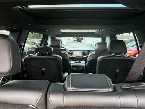 Certified 2022 Jeep Wagoneer Series II w/ Convenience Group I AWD/4WD image 27