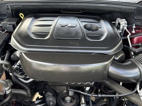 Used 2017 Jeep Grand Cherokee Overland image 61