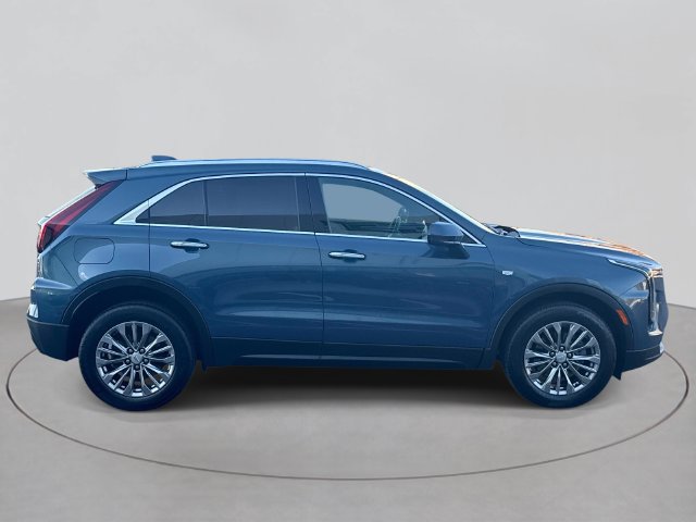 Used 2024 Cadillac XT4 Premium Luxury AWD/4WD image 4
