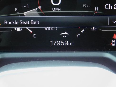 Used 2025 GMC Acadia Elevation image 19