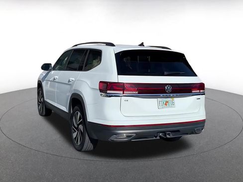 Used 2024 Volkswagen Atlas SE image 11