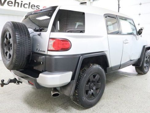 Used 2007 Toyota FJ Cruiser 4WD image 6