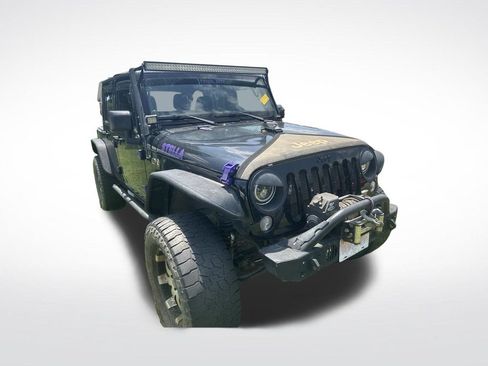 Used 2014 Jeep Wrangler Unlimited Sport AWD/4WD image 4