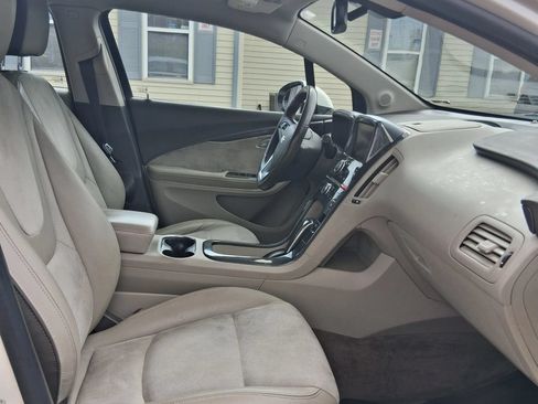Used 2013 Chevrolet Volt Premium w/ Premium Trim Package FWD image 29