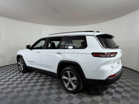 Used 2021 Jeep Grand Cherokee L Limited AWD/4WD image 3