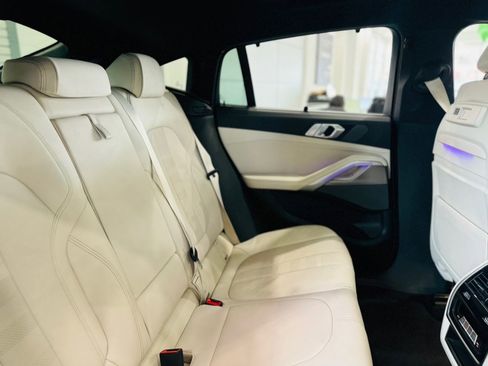 Used 2022 BMW X6 M50i w/ Executive Package image 24