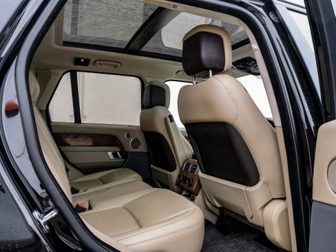 Used 2019 Land Rover Range Rover image 39
