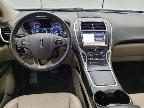 Used 2017 Lincoln MKX Reserve w/ Lincoln MKX Climate Package image 22