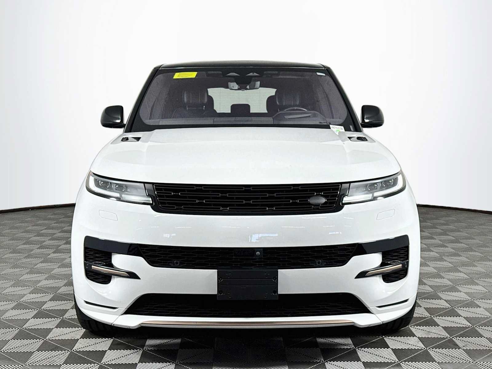 Certified 2023 Land Rover Range Rover Sport SE Dynamic AWD/4WD image 2
