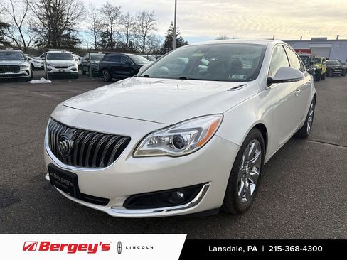 Used 2015 Buick Regal Premium w/ Driver Confidence Package #2 image 1