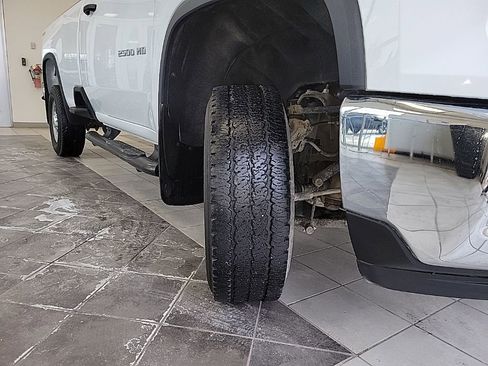 Used 2025 Chevrolet Silverado 2500 W/T w/ WT Convenience Package image 19