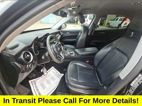 Used 2018 Alfa Romeo Stelvio AWD w/ Cold Weather Package image 4