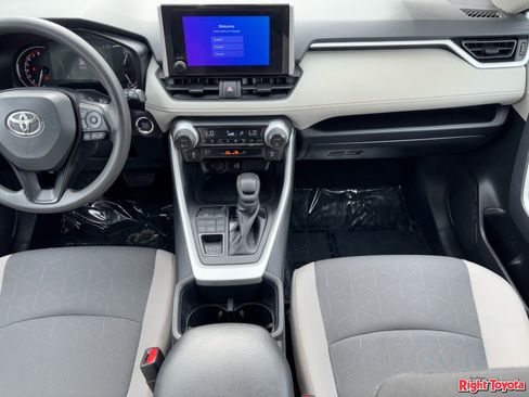 Certified 2025 Toyota RAV4 XLE image 17