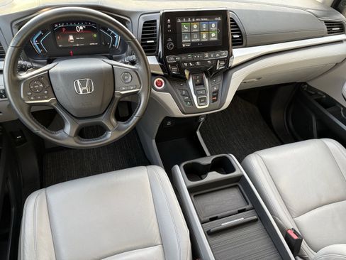 Used 2024 Honda Odyssey EX-L image 13
