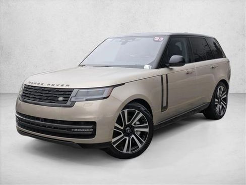 Used 2023 Land Rover Range Rover SE image 1