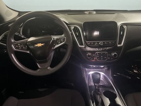 Used 2023 Chevrolet Malibu LT FWD image 10