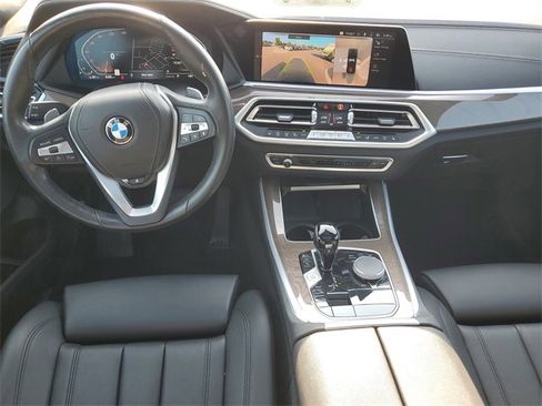 Used 2022 BMW X5 xDrive40i w/ Premium Package image 12