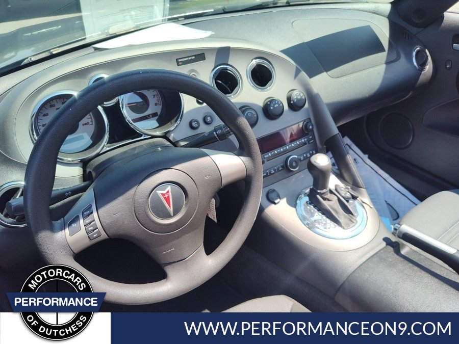 Used 2008 Pontiac Solstice Convertible w/ Preferred Package RWD image 13