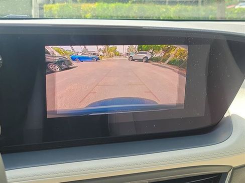 Used 2024 Buick Encore GX Preferred w/ Comfort Package FWD image 50