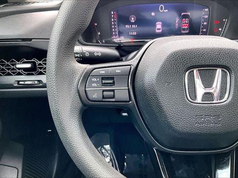 Used 2024 Honda Accord EX image 23