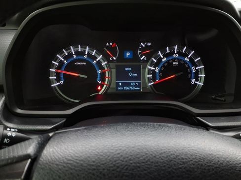 Used 2018 Toyota 4Runner TRD Off-Road Premium AWD/4WD image 21