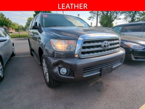 Used 2014 Toyota Sequoia Limited AWD/4WD image 3