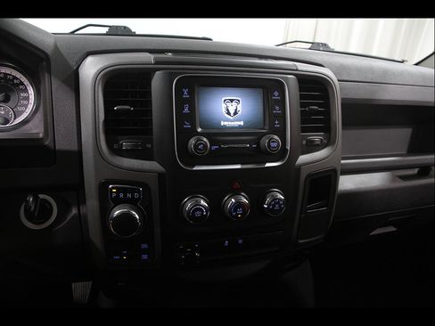 Used 2019 RAM 1500 Express w/ Express Value Package AWD/4WD image 8