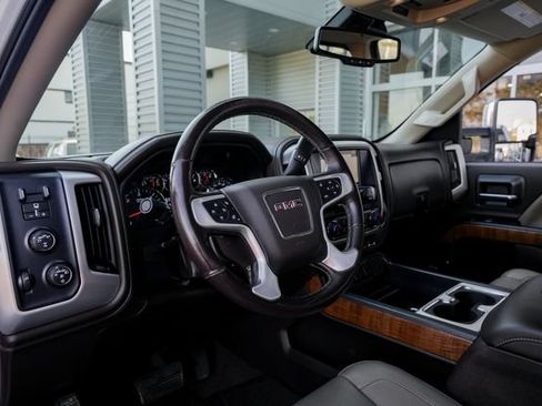 Used 2018 GMC Sierra 1500 SLT AWD/4WD image 26