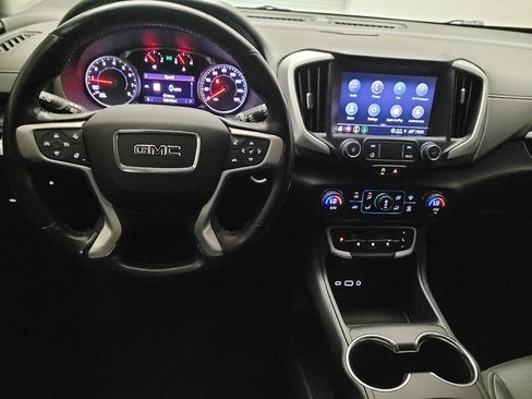 Used 2022 GMC Terrain SLT w/ Infotainment Package II AWD/4WD image 22